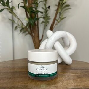 Monat De-stressing Clay Mask